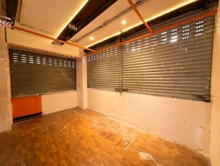 Local comercial en venta en Reyes Católicos en Alcalá de Henares