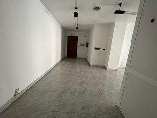 Oficina en venta en Zona de Plaza de Barcelos en Pontevedra