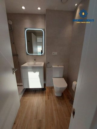 Piso en alquiler en Camino de Ronda - Rosaleda en Granada