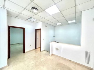Local comercial en venta en El Cano - Los Bermejales en Sevilla