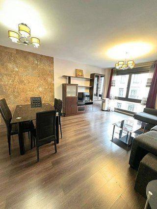 Piso en alquiler en Almagro en Madrid