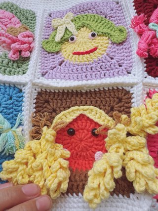 Bolso grande crochet muñecas colores