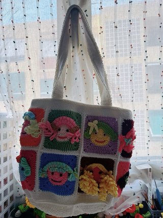 Bolso grande crochet muñecas colores