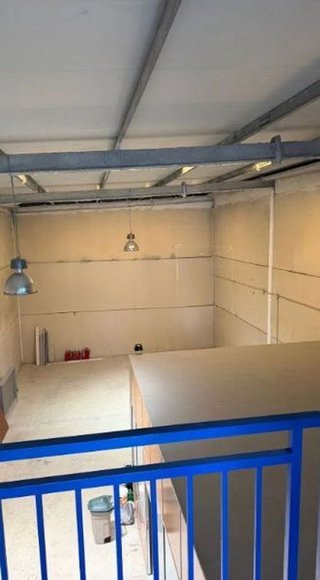 Nave industrial en venta en Camas