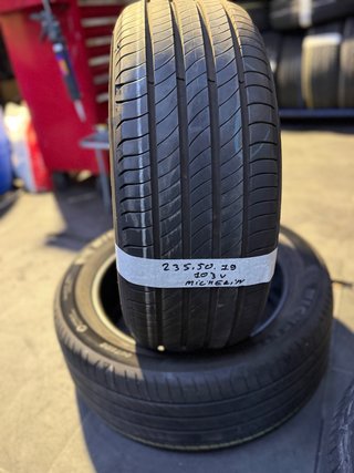 Neumático Michelin 235/50 R19 103V