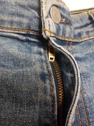 PANTALONES CORTOS VAQUEROS LEVI'S 522 W36