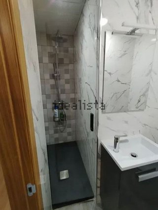 Piso en alquiler en Valdeacederas en Madrid