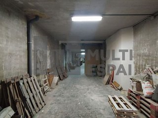Local comercial en venta en La Prosperitat en Barcelona