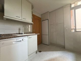 Piso en alquiler en Peñagrande en Madrid