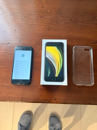 iPhone SE 128 GB Negro