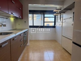 Ático en alquiler en Las Tablas en Madrid
