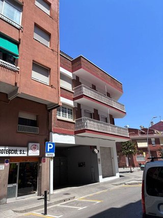 Garaje en venta en El Castell-Poble Vell en Castelldefels