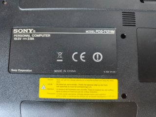 Portátil Sony Vaio Negro PCG-71211M.