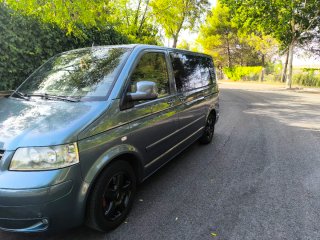 Volkswagen Multivan Highline V6 R32
