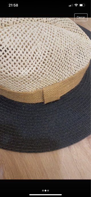 Sombrero de verano negro y blanco