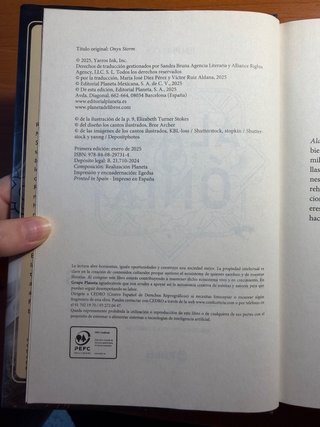 Alas de ónix Edición limitada con cantos tintados