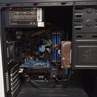 Ordenador de sobremesa ASUS I7  16 GB RAM