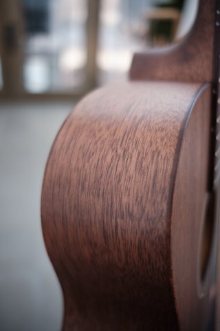 Guitarra Harley Benton CLA-15M SolidWood