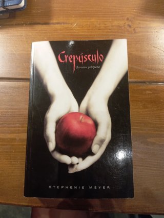 Crepúsculo un amor peligroso