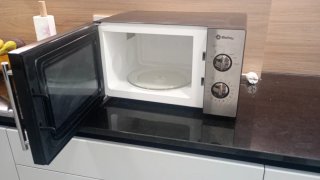 Microondas Balay plateado