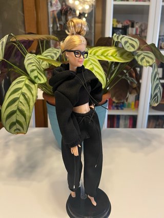 Barbie Made To Move Híbrida