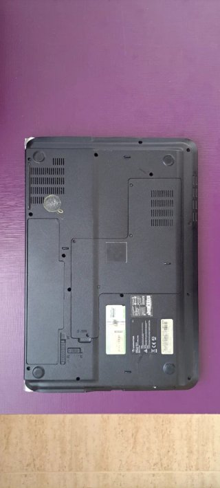 Packard Bell EasyNote TJ66 Portátil