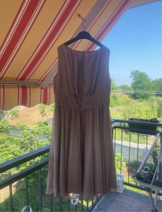 Abito elegante beige