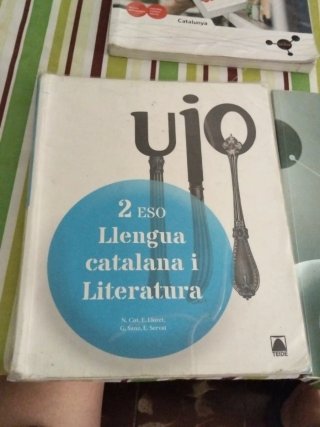Cultura i valors ètics, hay varios  de segundo