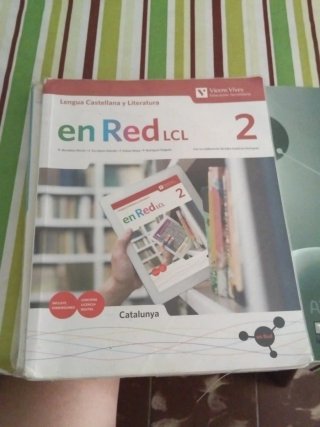 Cultura i valors ètics, hay varios  de segundo