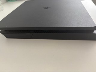 PS4 Slim Negra