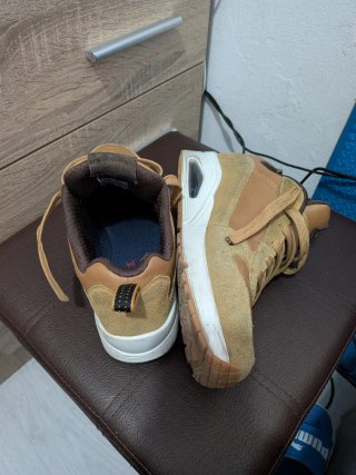 Zapatillas Skechers Beige y Marrón