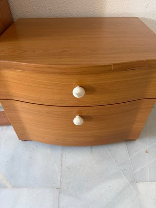 Cabecero de madera  160cm con mesita