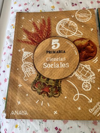 Libro de ciencias sociales