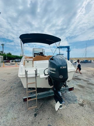 Barco CAYMAN 585 OPEN - Blanco Embarcación Honda