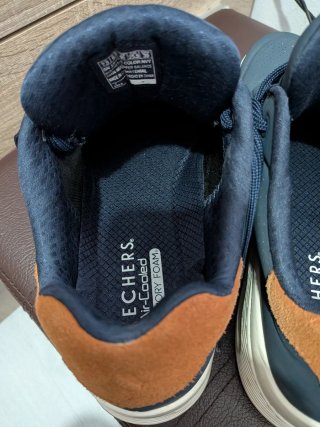 Zapatillas Skechers Azul Marino y Marrón