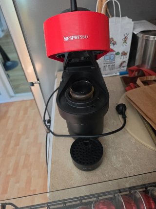 Cafetera Nespresso Vertuo Roja