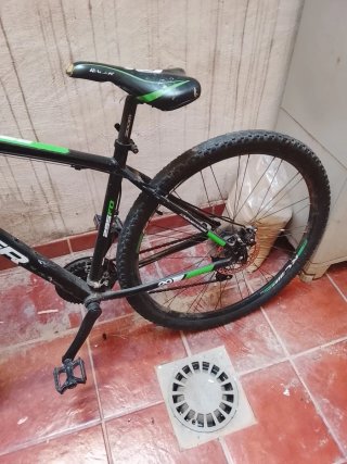 Bicicleta de Montaña Racer Negra y Verde
