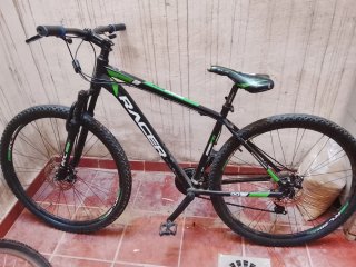 Bicicleta de Montaña Racer Negra y Verde