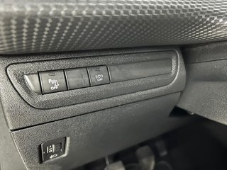 PEUGEOT 2008 Allure 1.6 BlueHDi 120