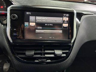 PEUGEOT 2008 Allure 1.6 BlueHDi 120