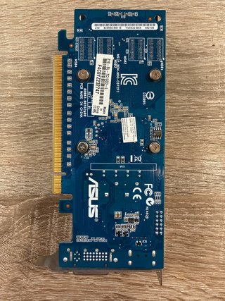 Tarjeta Gráfica ASUS GeForce GT 210 PCI-E 1GB DDR3
