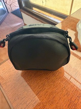 Bolsita Givi documentos/herramientas