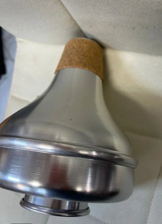 Sordina Wah Wah Trombón Denis Wick