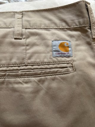 Bermudas Carhartt Beige  ancho 46 largo 58