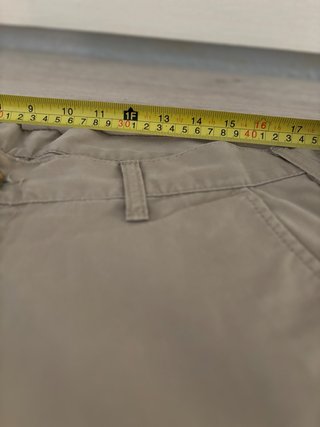Bermudas Carhartt Beige  ancho 46 largo 58