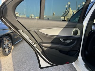 Mercedes-Benz E250 / AMG / Multibeam / 360