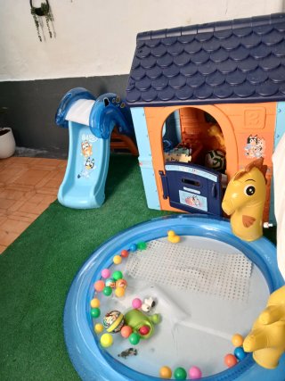 20 metros +- de Césped artificial para juegos