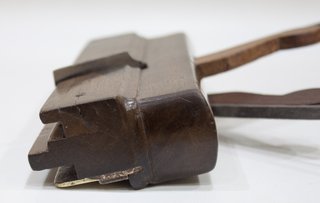 ANTIGUO CEPILLO DE CARPINTERO DE MACHIHEMBRAR