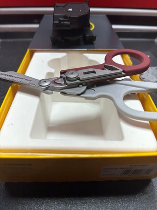 Tijera Multiusos Leatherman
