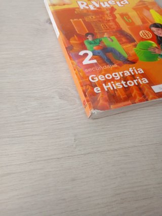 Geografía e Historia, 2 secundaria. Revuela